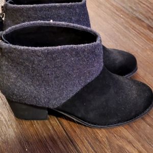 Tom's black and grey booties size 7